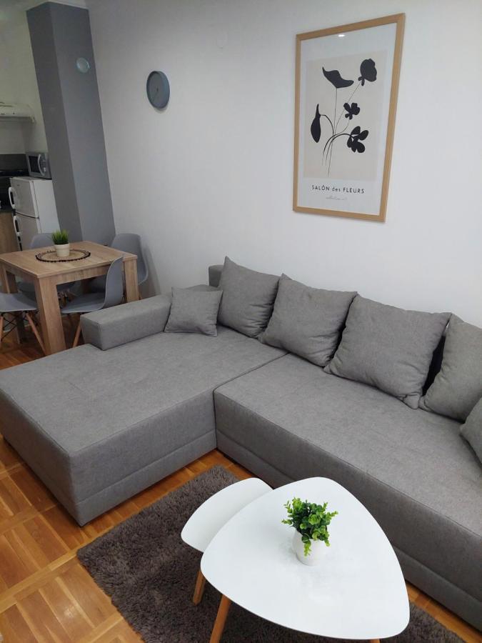 Smiley - Subotica Centar Apartment Exterior photo