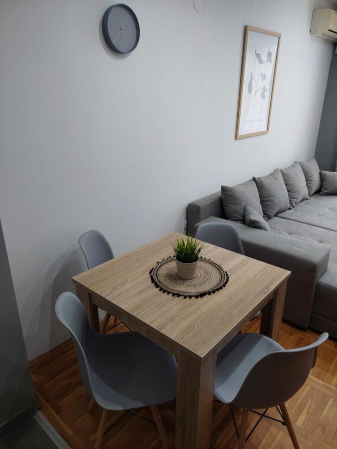 Smiley - Subotica Centar Apartment Exterior photo