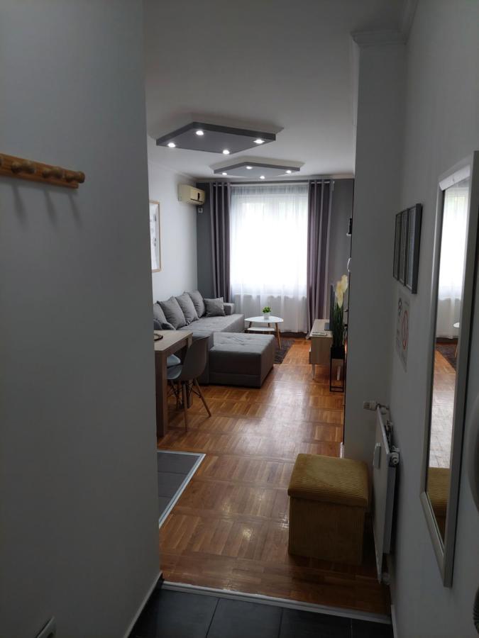 Smiley - Subotica Centar Apartment Exterior photo