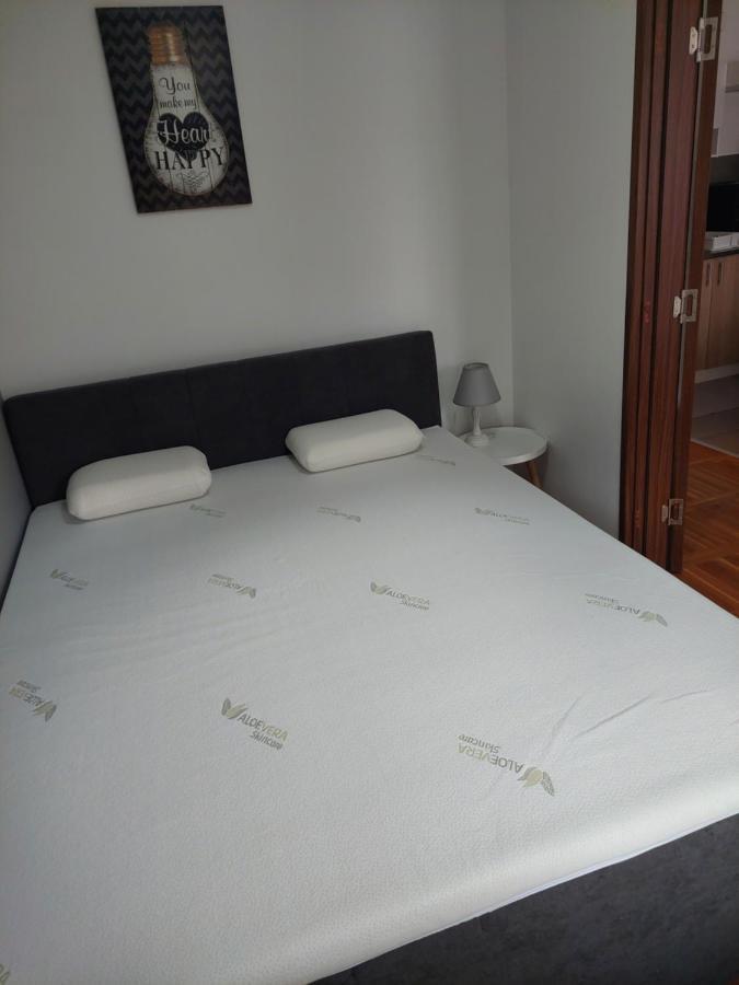 Smiley - Subotica Centar Apartment Exterior photo