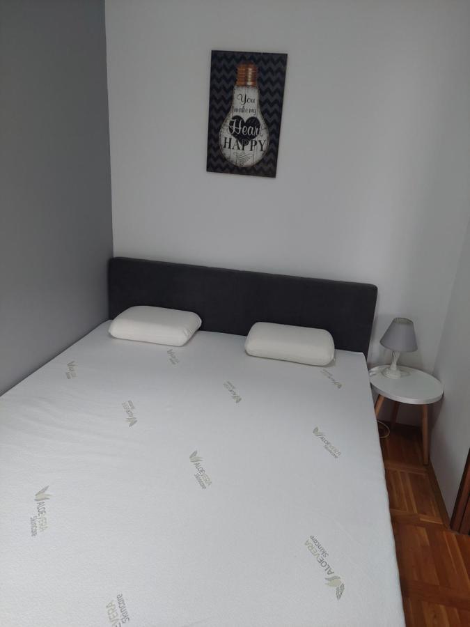 Smiley - Subotica Centar Apartment Exterior photo